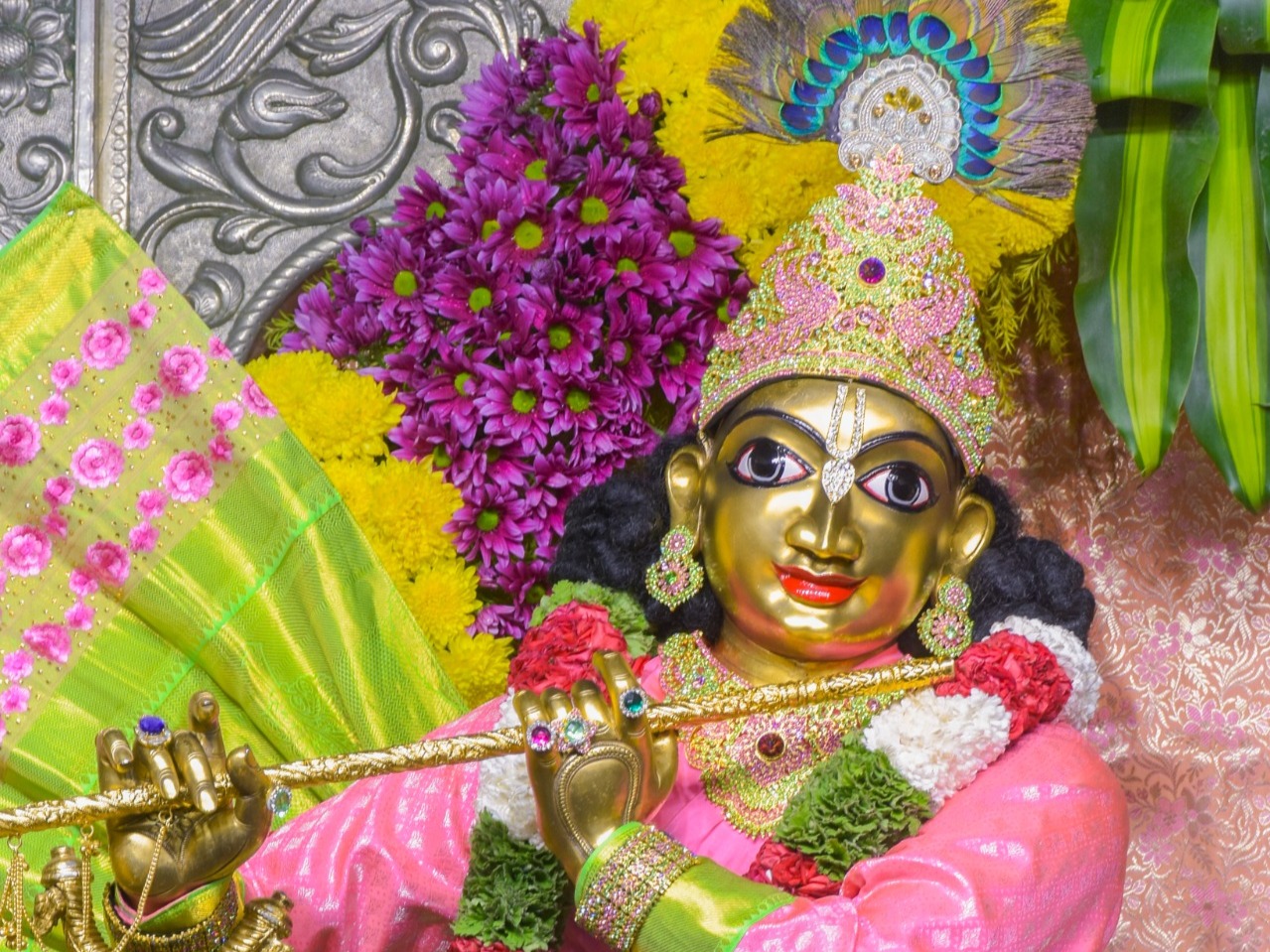 ಇಂದಿನ ದರ್ಶನ