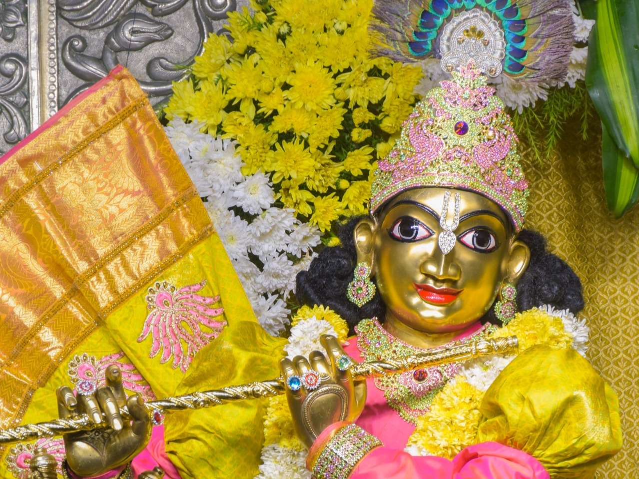 ಇಂದಿನ ದರ್ಶನ