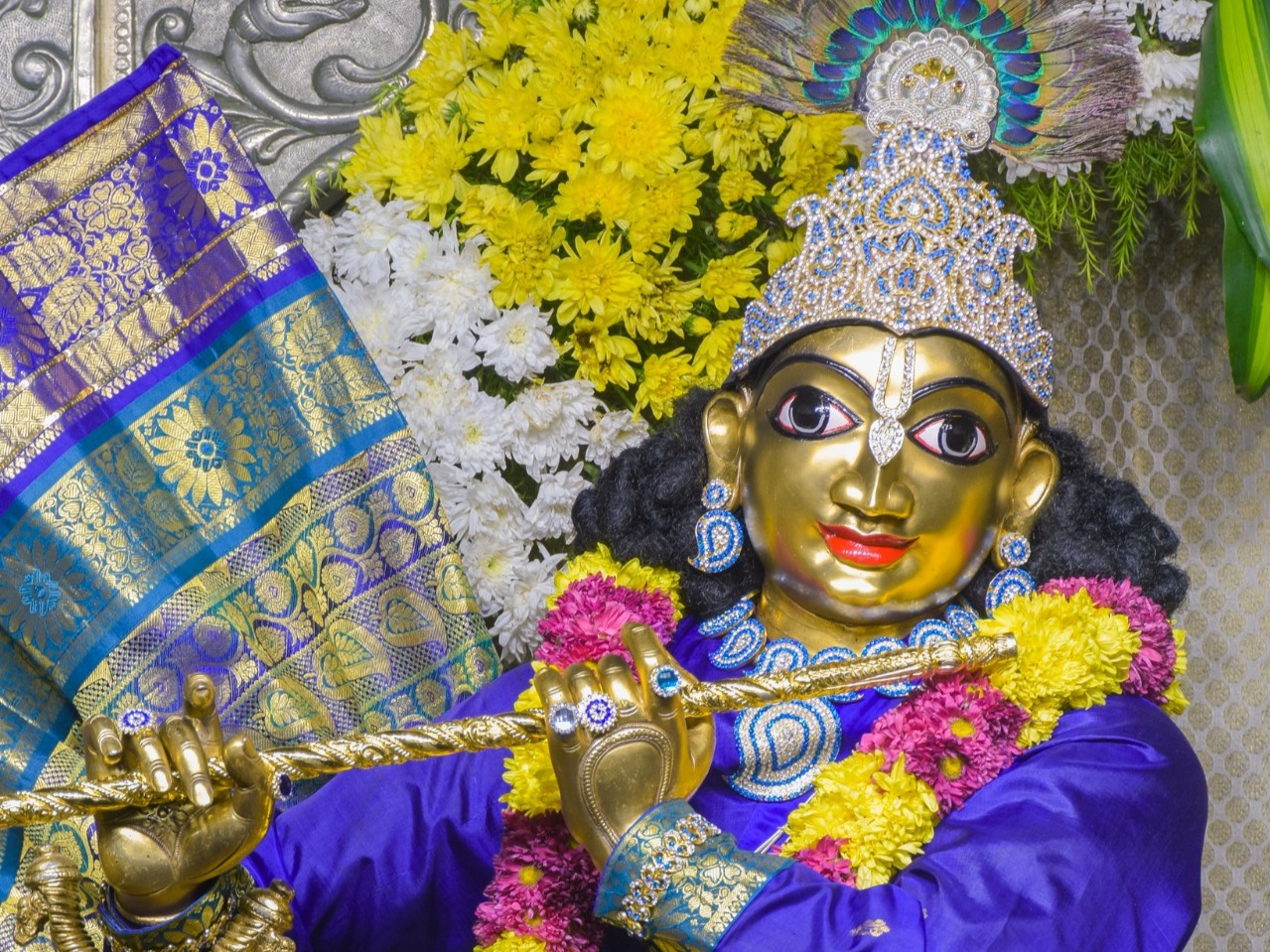 ಇಂದಿನ ದರ್ಶನ