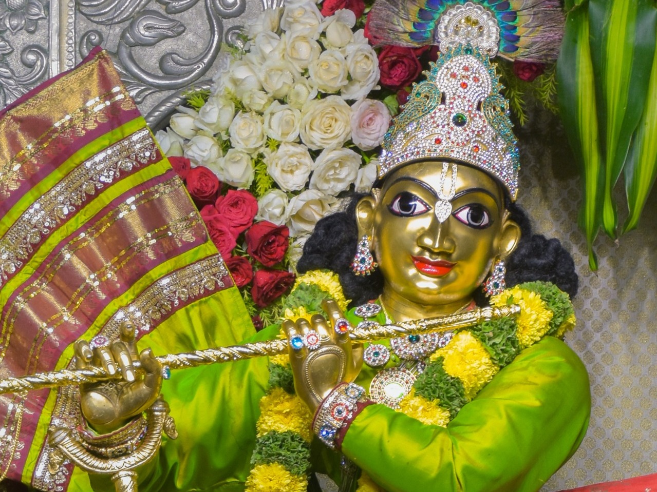 ಇಂದಿನ ದರ್ಶನ