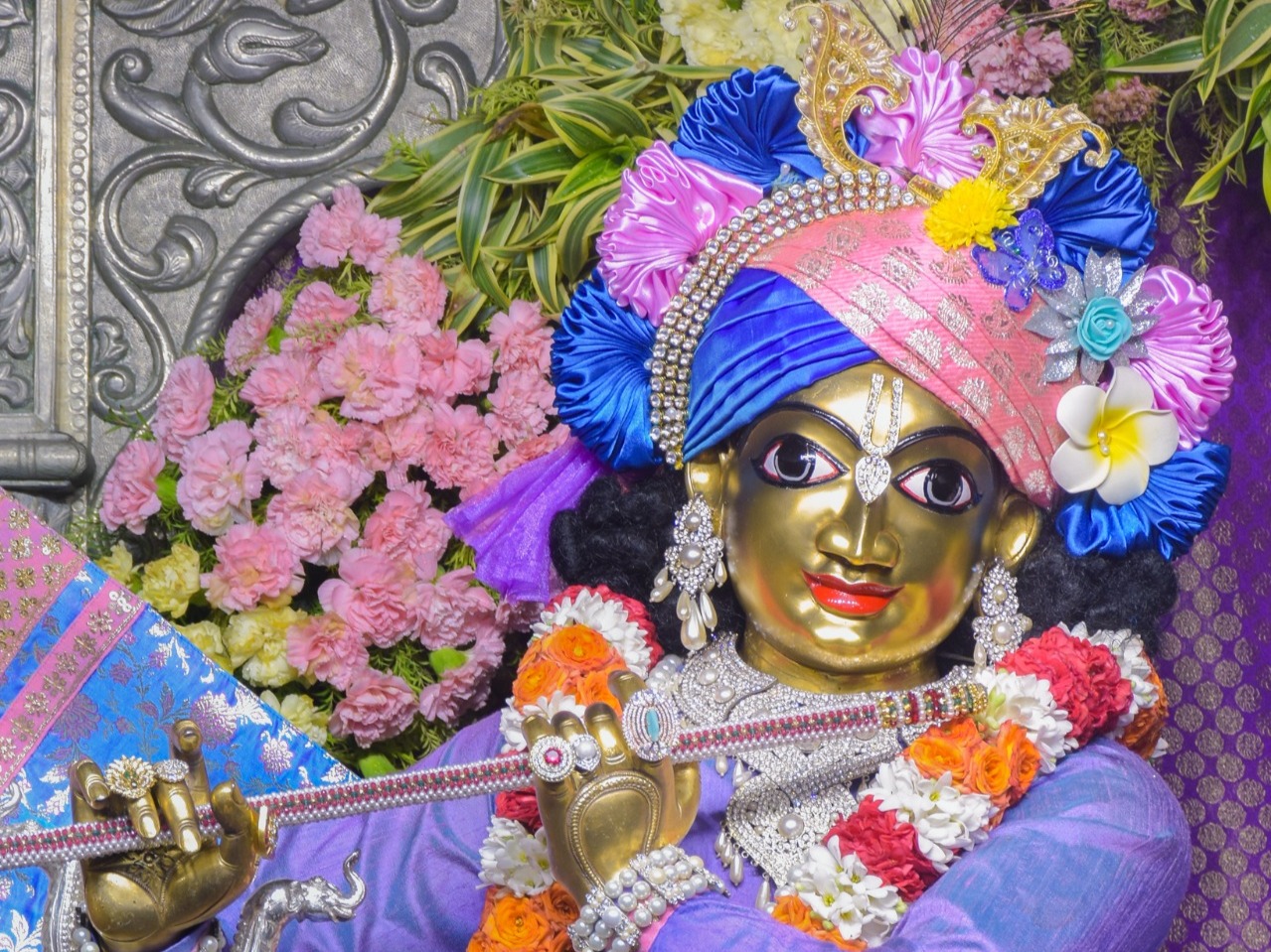 ಇಂದಿನ ದರ್ಶನ